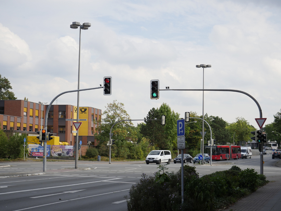 Ampel Kreuzung Heldermannstraße — Wilhelmstraße / Bahnhofstraße — Osnabrücker Straße